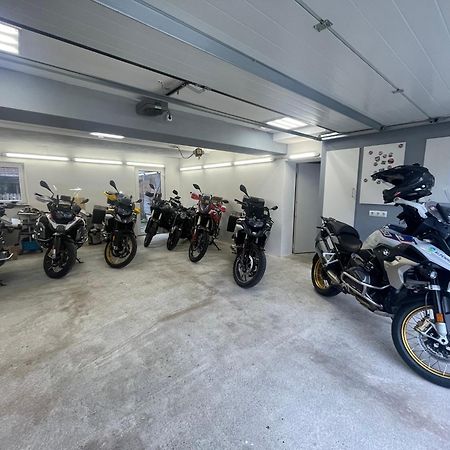 Alpen-Hostel - Apartment Talstation Mit Motorradvermietung Memmingen Exterior photo
